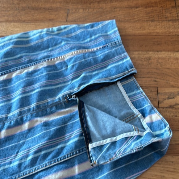 Wild Fable Striped Mini Skirt Size 6 - Picture 3 of 7